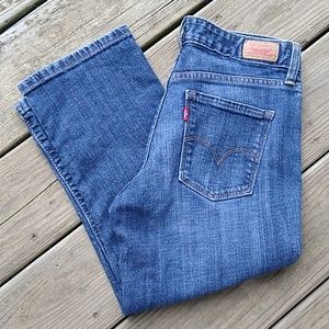 Levi's Mid Rise Straight Capri 552 Jeans  size 2.